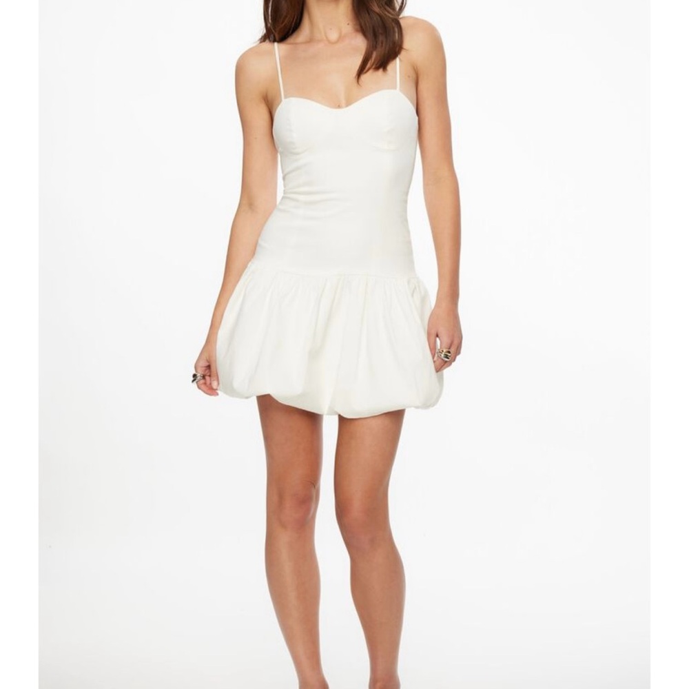 White Dynamite Dropped Waist Puffed Mini